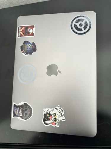 Macbook pro 2017 - pro, touchbar