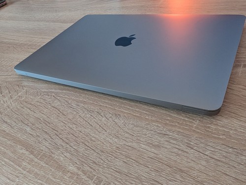 Apple macbook pro zoll - apple,