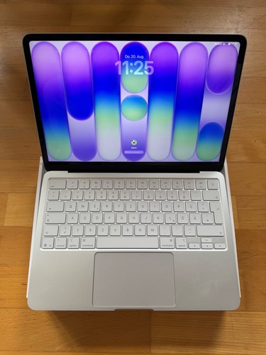 Macbook neo silber 256 und - silber,,