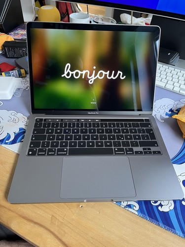 Apple macbook pro m1 - apple,