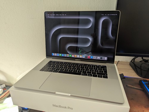 Apple macbook pro - apple,