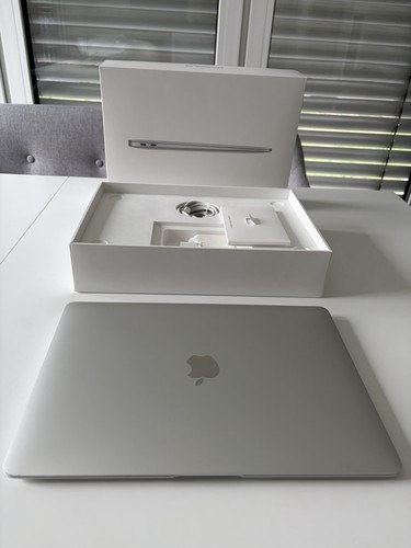 Apple macbook air 2019 - 13", i5
