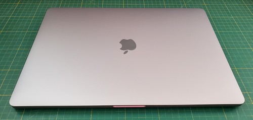 Applemacbook pro a1990 16gb - 15,