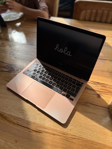 Apple macbook air retina - apple,