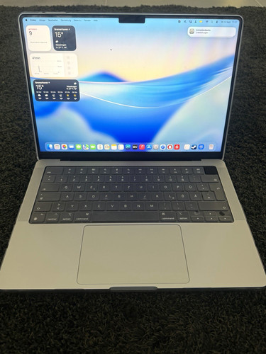 Apple macbook pro - apple,